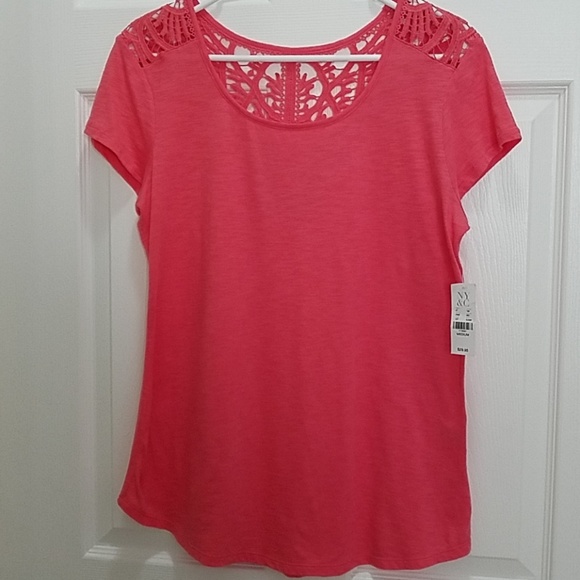New York & Company Tops - New York & Company Size M Top New York & Company Tops - New York & Company Size M Top